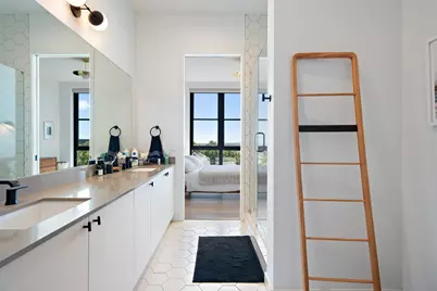 800 Embassy Drive #537, Austin, TX 78702 - Photo 20