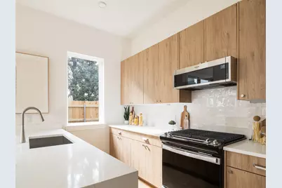 6409 Bradsher #B, Austin, TX 78745 - Photo 8