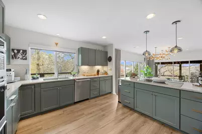 7643 Parkview Circle, Austin, TX 78731 - Photo 10