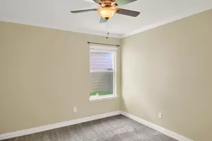 18005 Prairie Verbena Ln, Elgin, TX 78621 - Photo 8