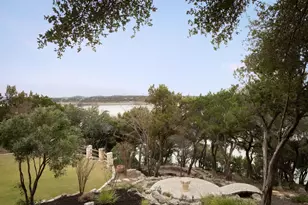 17607 Breakwater Dr, Jonestown, TX 78645 - Photo 36