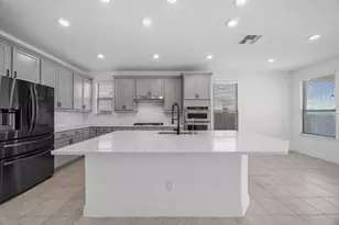 22212 Coyote Cave Trl, Spicewood, TX 78669 - Photo 10