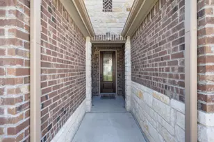 22212 Coyote Cave Trl, Spicewood, TX 78669 - Photo 4