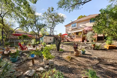 102 Elm Hill Court, San Marcos, TX 78666 - Photo 32