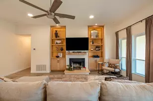 164 Johnnys Way, Kyle, TX 78640 - Photo 4