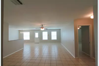11712 Morning View Drive, Del Valle, TX 78617 - Photo 6