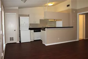 606 W 51st St, Austin, TX 78751 - Photo 4