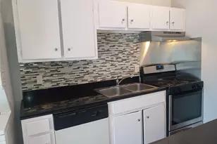 606 W 51st St, Austin, TX 78751 - Photo 2