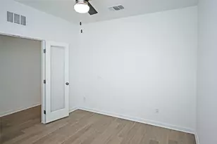 261 Elk Ave, San Marcos, TX 78666 - Photo 4