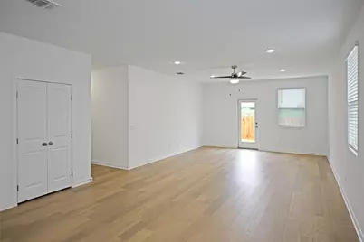 261 Elk Avenue, San Marcos, TX 78666 - Photo 8