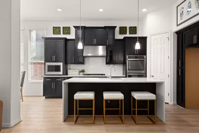 304 Fort Cobb Way, Georgetown, TX 78628 - Photo 10