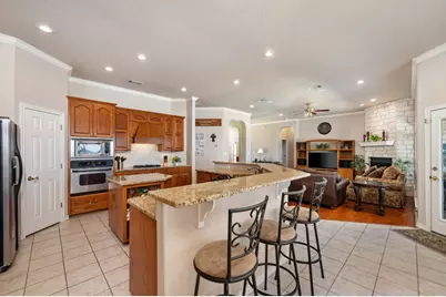 117 S Sentry Point, Hutto, TX 78634 - Photo 14