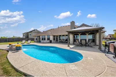 117 S Sentry Point, Hutto, TX 78634 - Photo 32