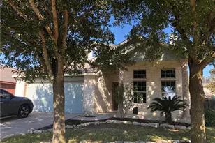 227 Mossy Rock Dr, Hutto, TX 78634 - Photo 2