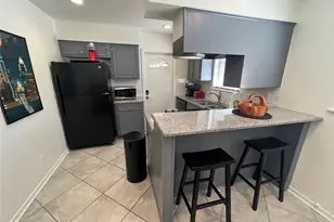 1715 Bluebonnet Ln, Austin, TX 78704 - Photo 6