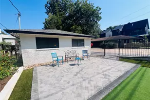 1715 Bluebonnet Ln, Austin, TX 78704 - Photo 2