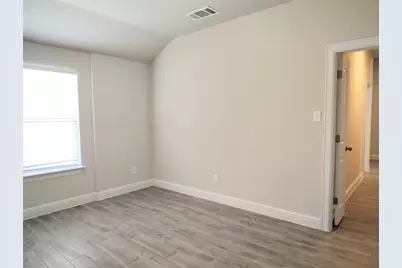 7801 Dakota Circle, Lago Vista, TX 78645 - Photo 6
