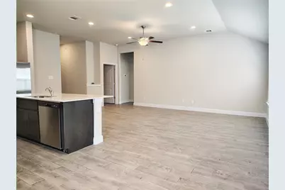 7801 Dakota Circle, Lago Vista, TX 78645 - Photo 10