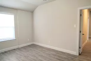 7801 Dakota Cir, Lago Vista, TX 78645 - Photo 6