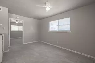 213 E Harrison Ave, Killeen, TX 76541 - Photo 8