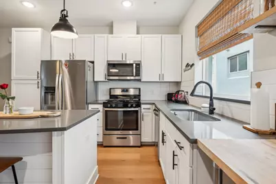 2827 Manor Road #3104, Austin, TX 78722 - Photo 2