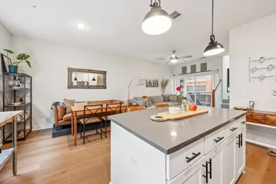 2827 Manor Road #3104, Austin, TX 78722 - Photo 2
