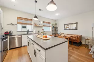 2827 Manor Rd, Austin, TX 78722 - Photo 4