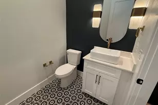 3509 Oak Springs Dr, Austin, TX 78721 - Photo 14