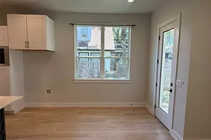 3509 Oak Springs Dr, Austin, TX 78721 - Photo 6