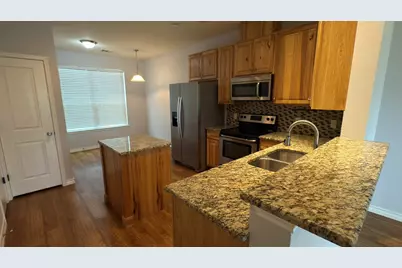 400 West Street #B, Hutto, TX 78634 - Photo 2