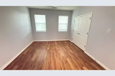400 West Street #B, Hutto, TX 78634 - Photo 8