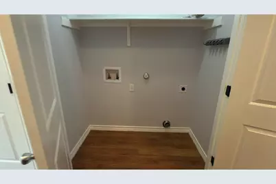 400 West Street #B, Hutto, TX 78634 - Photo 14