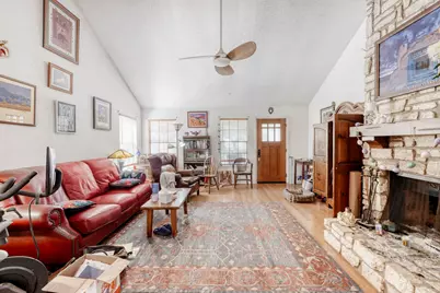 6901 Raccoon Run, Austin, TX 78736 - Photo 8