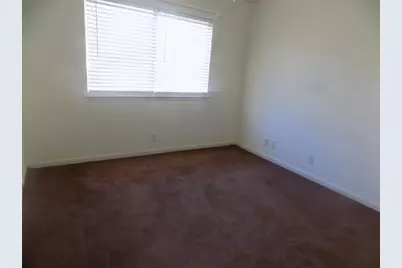 209 Crystal Knoll Boulevard, Georgetown, TX 78626 - Photo 8