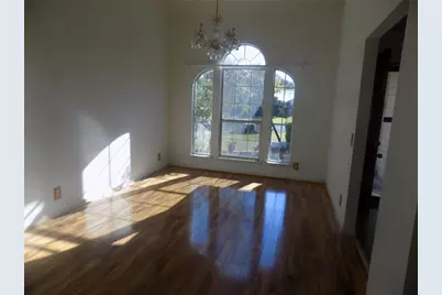 209 Crystal Knoll Boulevard, Georgetown, TX 78626 - Photo 4