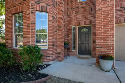 124 Barn Owl Loop, Leander, TX 78641 - Photo 2