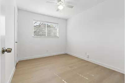 11131 Henge Drive, Austin, TX 78759 - Photo 10