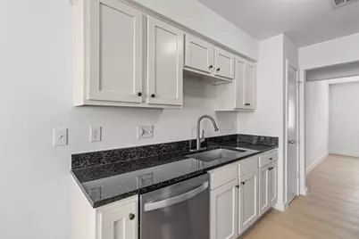 11131 Henge Drive, Austin, TX 78759 - Photo 6