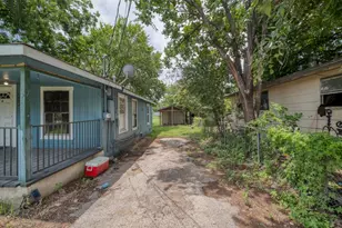6409 Del Monte Rd, Austin, TX 78741 - Photo 4