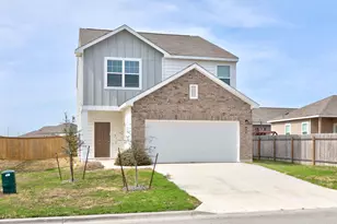 410 Magnum Force Dr, Jarrell, TX 76537 - Photo 2
