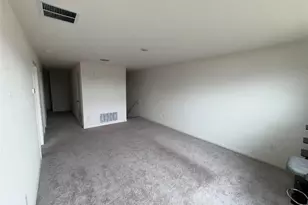 410 Magnum Force Dr, Jarrell, TX 76537 - Photo 12