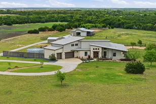 215 Mesa Vista Dr, Leander, TX 78641 - Photo 1