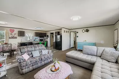 435 Still Meadow Drive, Dale, TX 78616 - Photo 6