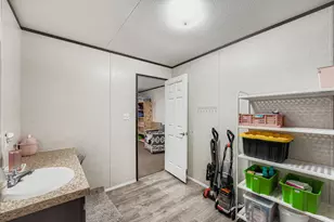 435 Stillmeadow Dr, Dale, TX 78616 - Photo 16