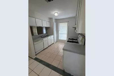 10705 Lanshire Drive #B, Austin, TX 78758 - Photo 6