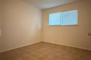 10705 Lanshire Dr, Austin, TX 78758 - Photo 10