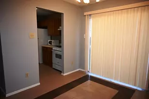 817 Lexington Rd, Elgin, TX 78621 - Photo 6