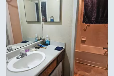 817 Lexington Road, Elgin, TX 78621 - Photo 20