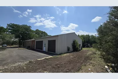 305 Remuda Drive, Liberty Hill, TX 78642 - Photo 18