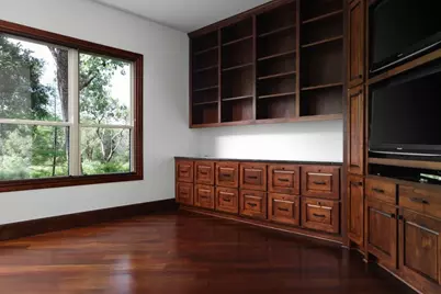 506 Konstanty Circle, Austin, TX 78746 - Photo 6